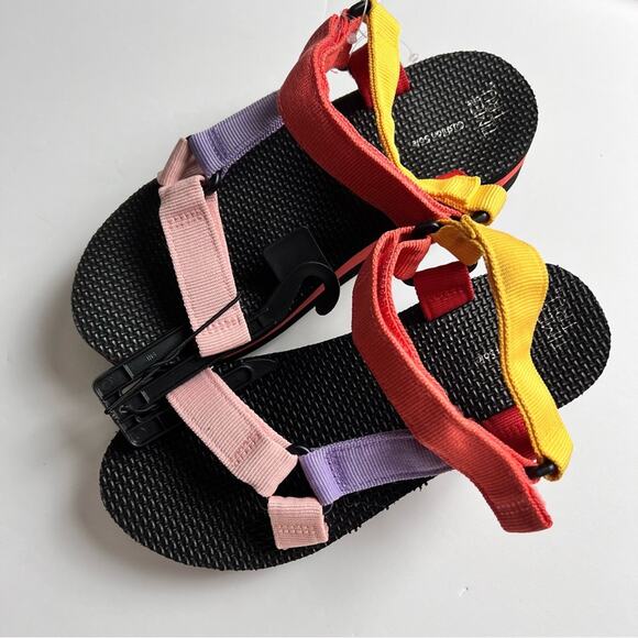 Time and Tru Women's Outdoor Multi-color Platform Nature Sandals Sz 6 - Picture 1 of 10